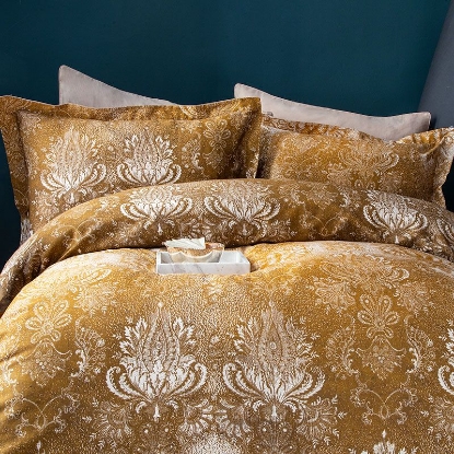 خرید کاور لحاف 6 تکه نخ دونفره ورونیکا مدل gabore کرم طلایی | ورونیکا