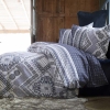 خرید کاور لحاف  تکه پنبه ای 4 دونفره ورونیکا مدل soraya سرمه ای سفید | ورونیکا