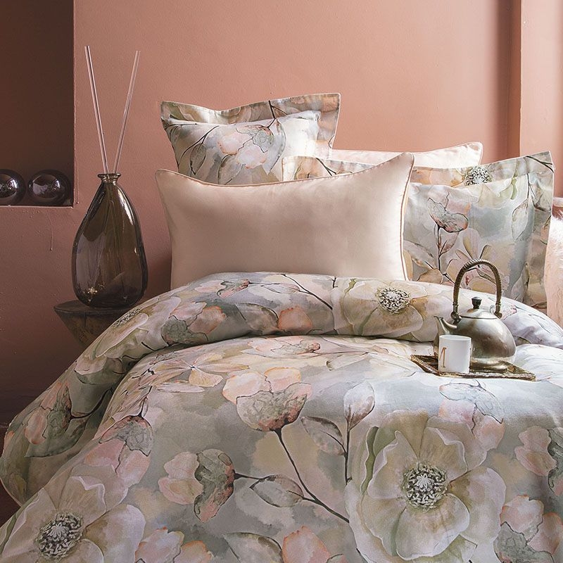 خرید کاور لحاف 6 تکه نخ دونفره ورونیکا مدل sakura کرم بژ | ورونیکا