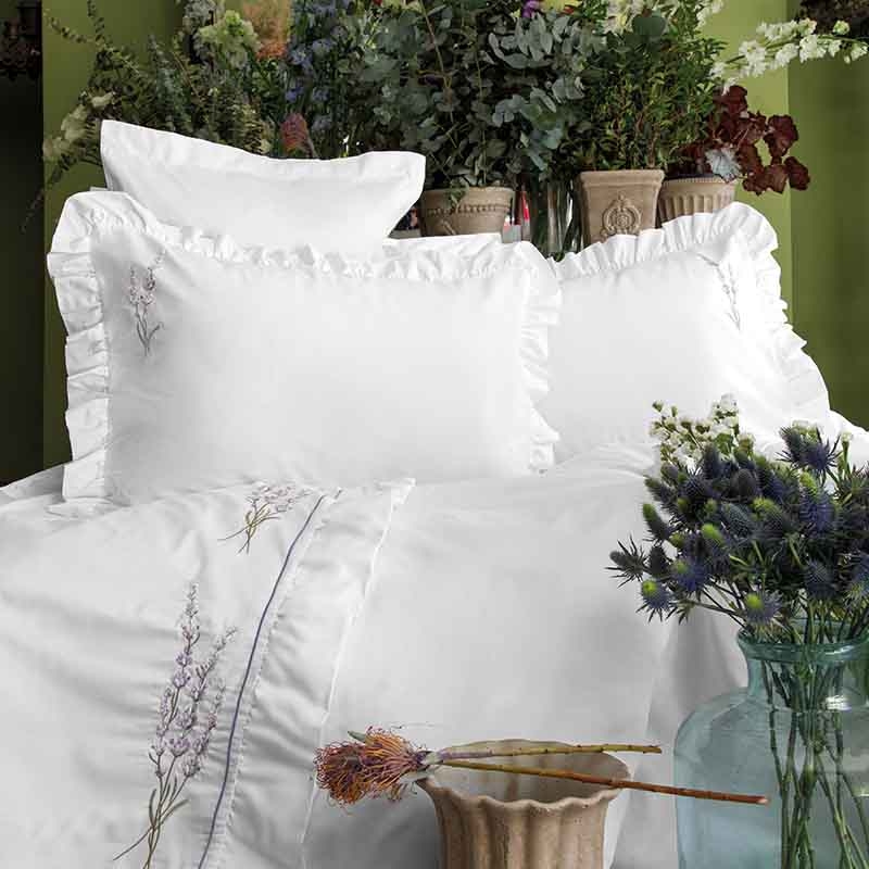 خرید کاور لحاف گلدوزی 6 تکه دونفره ورونیکا مدل lavanda سفید | ورونیکا