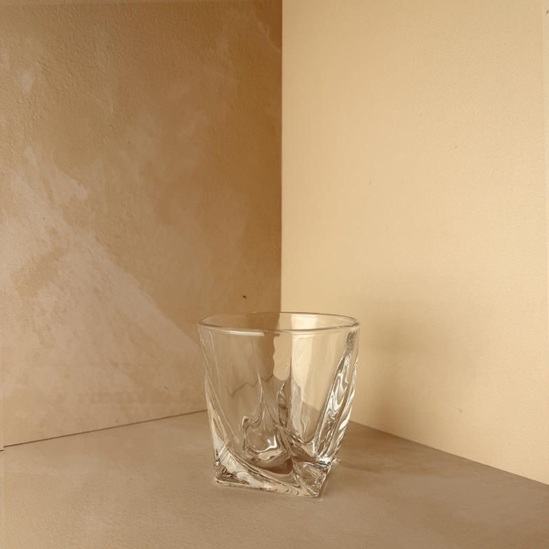 تصویر  نیم لیوان ورونیکا مدل m13684