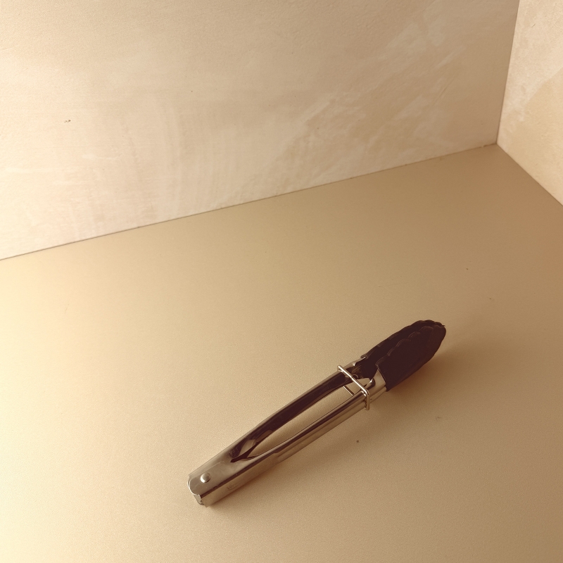 تصویر  انبر استیل نایلونی