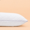 تصویر  بالش کورال سافت ورونیکا مدل مرجانی Veronica coral soft pillow